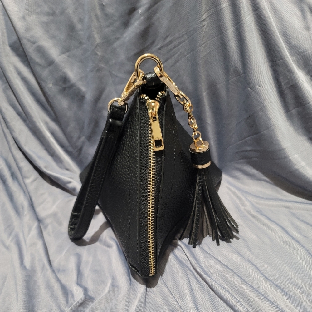 Unique Pyramid Wristlet